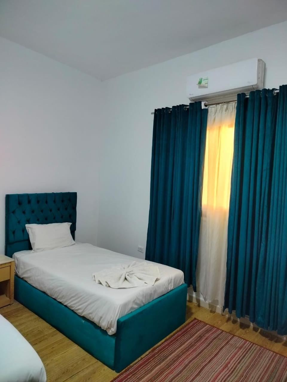 Anubis Kingdom Pyramids Hostel Kafrat al Jabal Luaran gambar