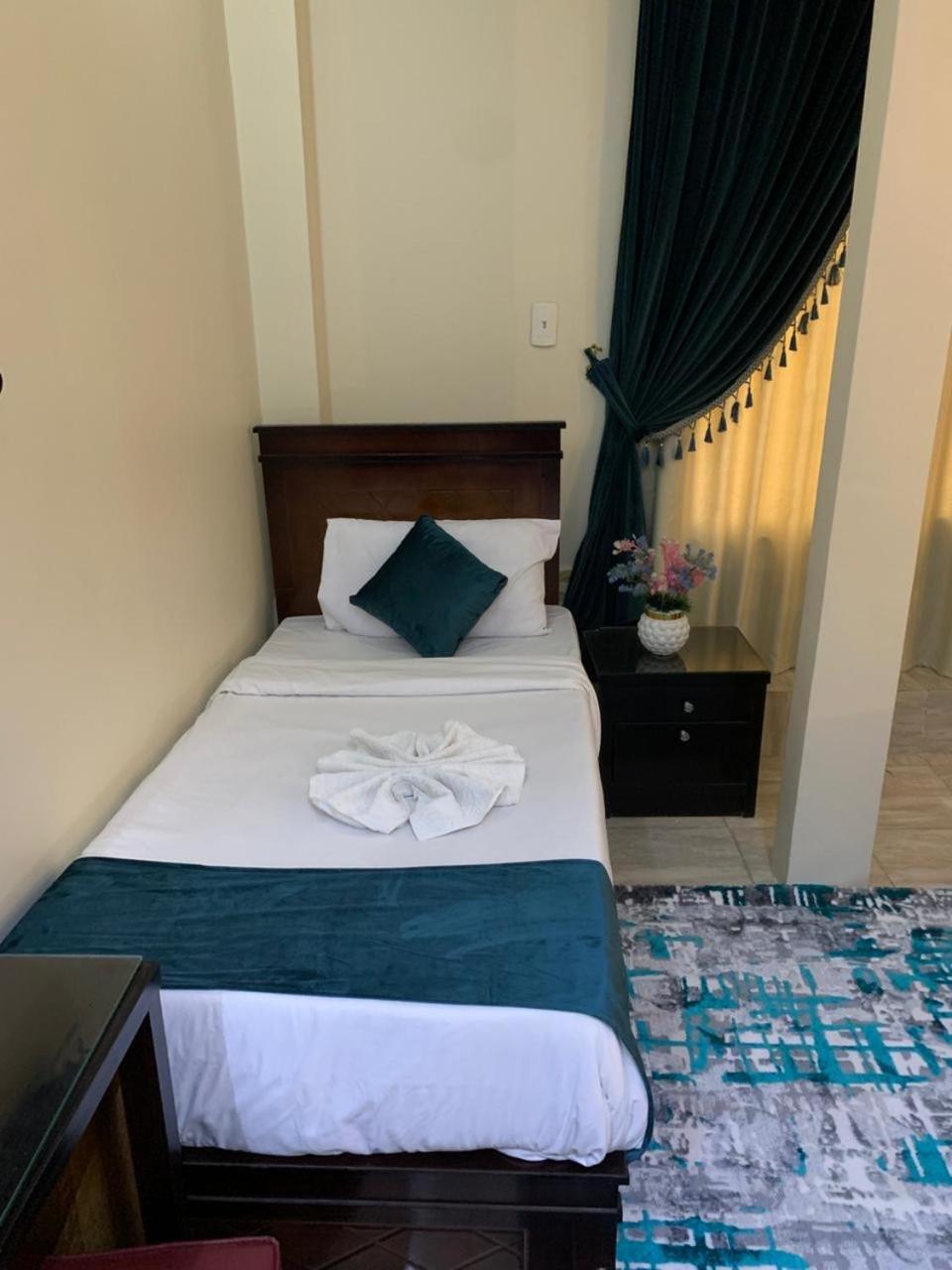 Anubis Kingdom Pyramids Hostel Kafrat al Jabal Luaran gambar