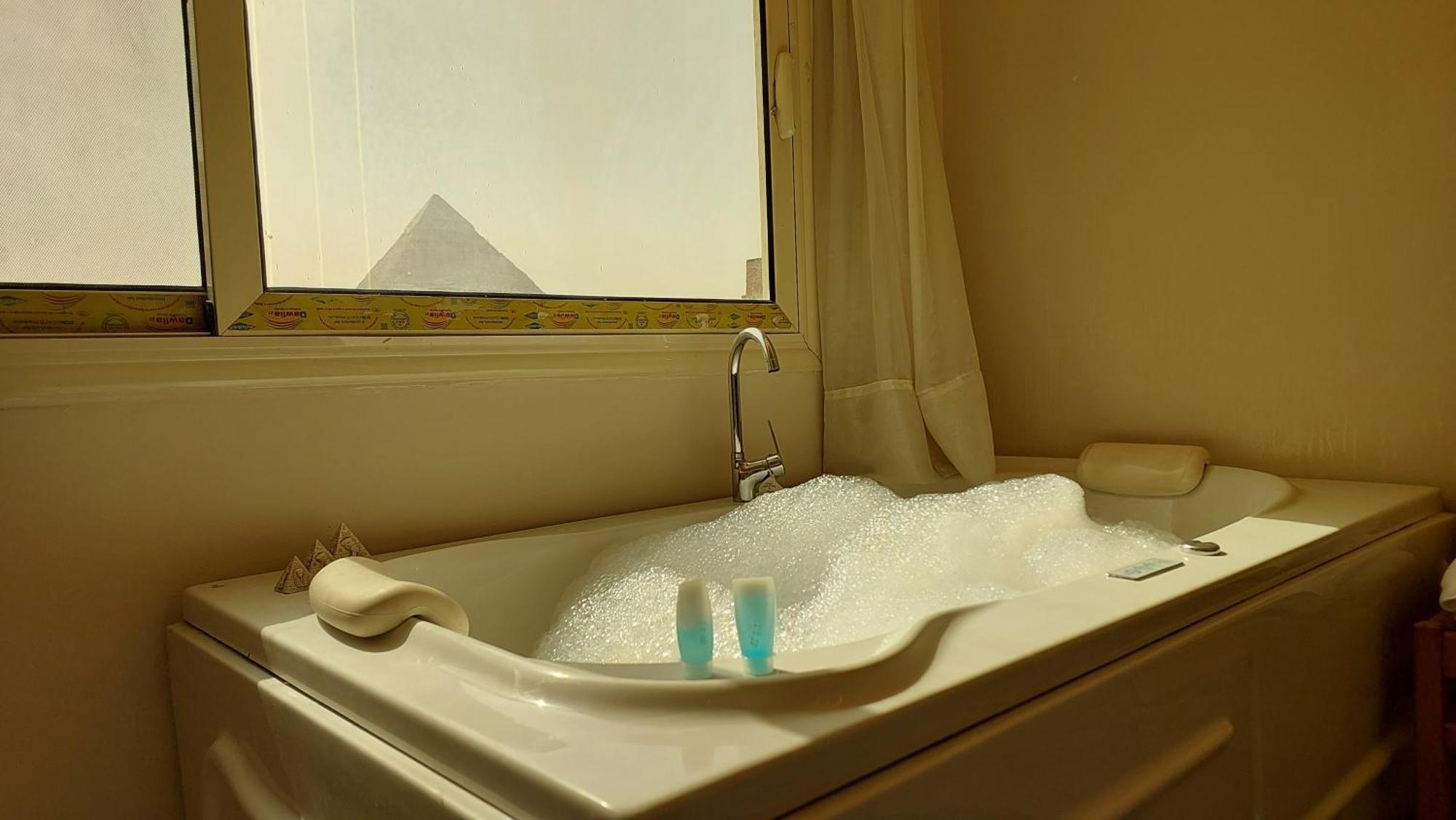 Anubis Kingdom Pyramids Hostel Kafrat al Jabal Luaran gambar
